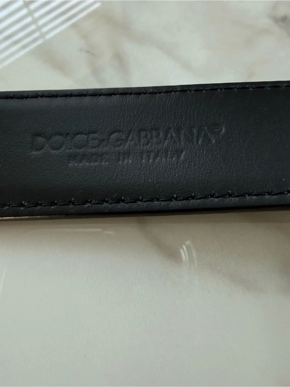 Dolce & Gabbana Black Leather Belt with Gold Pearl-Embellished 'DG' Buckle - Picture 8 of 11